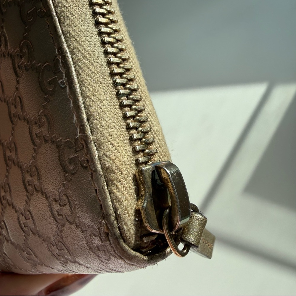 Gucci Microguccissima Zippered card case - Picture 3 of 12